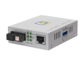 Медиаконвертер SNR 100Base-TX-100Base-FX RJ-45-SC, SNR-CVT-100A