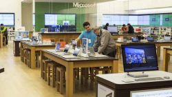 Лицензионные продукты Microsoft для работы: варианты покупки Windows 10 и Office 365