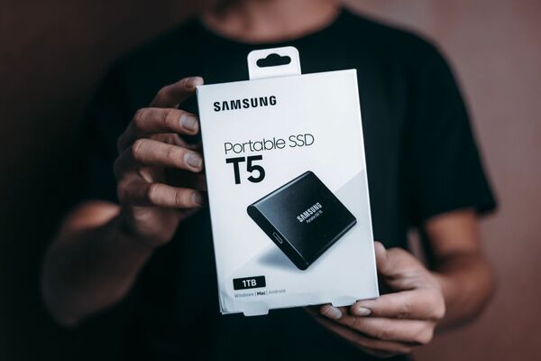  Как отличить оригинал от подделки: на примере SSD-диска Samsung