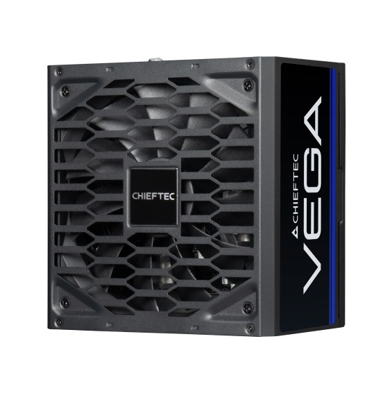 Фото-1 Блок питания для ПК Chieftec VEGA PPG-750-S, вид спереди под углом: лицевая решётка вентилятора с центральной вставкой Chieftec, сбоку панель с надписью VEGA и синей линией; фото показывает внешний вид серии и конструкцию вентиляции.