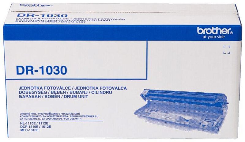Фото-1 Барабан Brother DR-1030, вид спереди на упаковку; бело-синяя коробка с крупной маркировкой DR-1030 и схематичным изображением барабана, без показа самого узла; фото важно для страницы товара, когда нужно сверить модель по коробке.