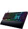 Фото-4 Клавиатура Razer Huntsman V2, вид под углом справа с подставкой для запястий; видны цифровой блок, блок стрелок, мультимедийные кнопки и круглый регулятор в правом верхнем углу, чёрный корпус с RGB-подсветкой. Для страницы товара важно, потому что изображение показывает правую часть клавиатуры и органы управления.