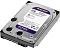 Фото-4 Жёсткий диск Western Digital WD Purple WD43PURZ — вид сверху под углом, бело‑фиолетовая этикетка WD Purple с указанием 4TB на серебристой крышке, видны винты и кромка чёрного корпуса; важно для визуальной идентификации серии и маркировки диска в карточке товара.