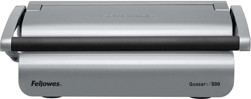 Фото-1 Переплётчик Fellowes Quasar 500, вид спереди в закрытом положении: серебристый корпус и чёрная ручка по центру, маркировка Quasar 500; показывает внешний вид панели.