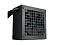 Фото-5 Блок питания для ПК DeepCool GS-PK600D 600 Вт, вид спереди под углом со стороны выхода кабелей; показаны квадратная решётка вентилятора, жгут несъёмных кабелей и чёрный металлический корпус &mdash; изображение важно для понимания типа кабельного вывода.