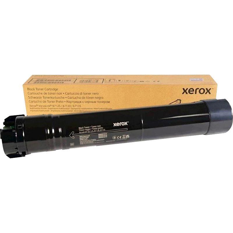 Фото-1 Тонер-картридж Xerox 006R01819, комплект с картриджем и коробкой на белом фоне; длинный чёрный цилиндрический картридж лежит перед коричневой коробкой Xerox, на корпусе видны логотип, стрелка направления установки и служебная маркировка, ресурс 31000 стр.; изображение показывает форму тонер-картриджа и фирменную упаковку для страницы товара Xerox.