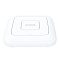 Фото-2 Точка доступа D-Link DAP-600P, вид сверху: белый корпус с центральной вставкой и логотипом D-Link, по краю виден небольшой индикатор; на белом фоне для карточки товара, чтобы показать верхнюю крышку устройства.