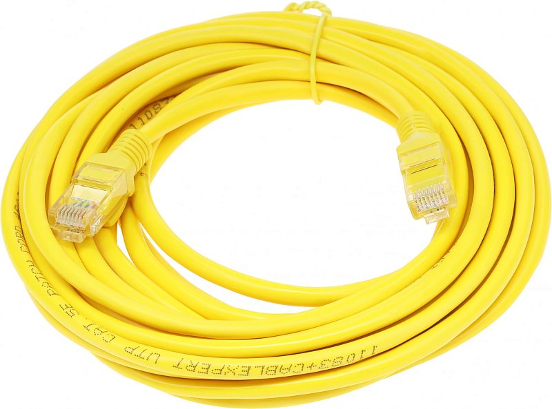 Фото-1 Патч-корд Premier UTP Cat 5e PP12 5 м, жёлтый, общий вид кабеля в бухте; видны многовитковая укладка, стяжка и оба разъёма RJ-45 на концах; на белом фоне для карточки товара, показывает длину укладки и цвет исполнения для страницы товара.