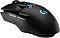 Фото-6 Беспроводная мышь Logitech G903 Lightspeed Hero, вид сверху сзади слева под углом; показаны светящийся логотип G, синие световые полосы у центра, боковые кнопки и рельефные линии на корпусе, изображение помогает оценить форму спинки и боковой зоны хвата.
