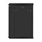 Фото-5 Настенный шкаф ExeGate EC-WM 12U 450 Black, задняя стенка; чёрная плоская панель с крепёжными винтами и четырьмя отверстиями под настенное крепление; фото показывает способ монтажа шкафа на стену для темы установки сетевого оборудования.