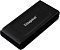 Фото-2 Внешний SSD Kingston XS1000 1 ТБ, ракурс под углом сверху: чёрный прямоугольный корпус со скруглёнными углами, логотип Kingston по центру, матовая фактура поверхности на белом фоне; важно для визуальной идентификации модели.