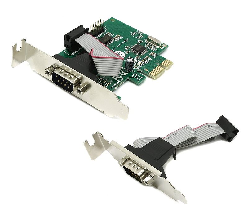 Фото-1 Интерфейсная плата Orient XWT-PE2SLP PCIe, комплект на фото: зеленая плата расширения и две металлические планки с разъемом COM (DB9), подключение через серый шлейф; используется для вывода последовательного порта на заднюю панель корпуса ПК.