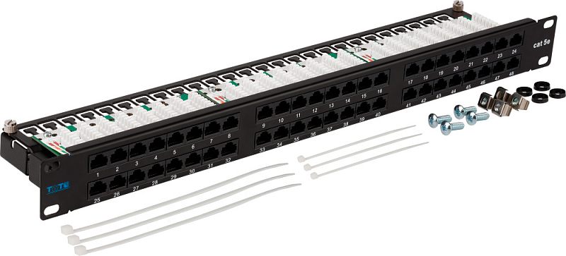 Фото-1 Патч‑панель LANMASTER TWT‑PP48 1U (Cat.5e), вид под углом: 48 портов RJ‑45 в два ряда с нумерацией, сверху видны белые IDC‑клеммы и цветовые схемы, рядом стяжки, винты и клеточные гайки; чёрная, важно для понимания подключения и комплекта на странице товара.