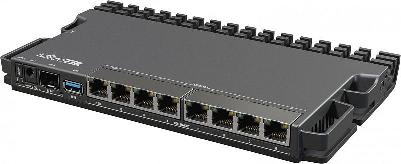 Фото-1 Маршрутизатор MikroTik RB5009UPr+S+IN — вид спереди под углом; тёмно‑серый корпус с ребристым радиатором, ряд Ethernet‑портов и слот SFP, разъём питания и USB; фото на белом фоне показывает компоновку портов на странице товара.