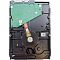 Фото-2 Жёсткий диск Seagate BarraCuda ST2000DM005, вид снизу; зелёная печатная плата на чёрном основании, оранжевый шлейф к двигателю и разъём SATA на верхней кромке; показывает расположение интерфейса и электроники.