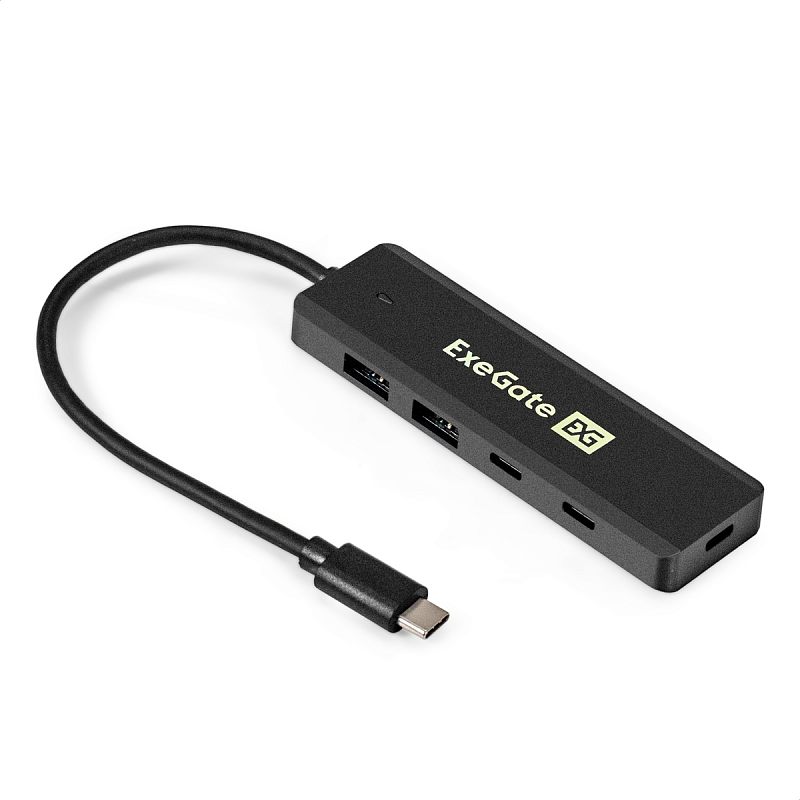 Фото-1 USB-хаб ExeGate DUB-2C2P5G, вид под углом: на боковой панели два порта USB-A и два порта USB-C, кабель с разъёмом USB-C, чёрный