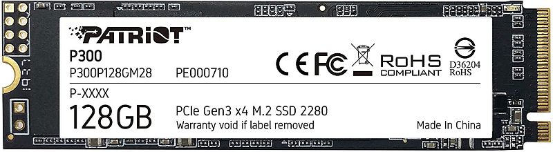 Фото-1 SSD Patriot P300 M.2 2280 128GB, вид сверху на модуль крупным планом. На фото белая наклейка с логотипом Patriot, обозначением 128GB, текстом PCIe Gen3 x4 M.2 SSD 2280 и контактной частью M.2 справа. Изображение важно для страницы товара, так как показывает маркировку и форм-фактор накопителя.