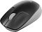 Фото-3 Мышь Logitech M190, вид сверху под углом; чёрная верхняя часть, светло-серое колесо прокрутки, выраженные выемки под пальцы и серая рифлёная боковина; фото показывает посадку руки и оформление корпуса для страницы товара.