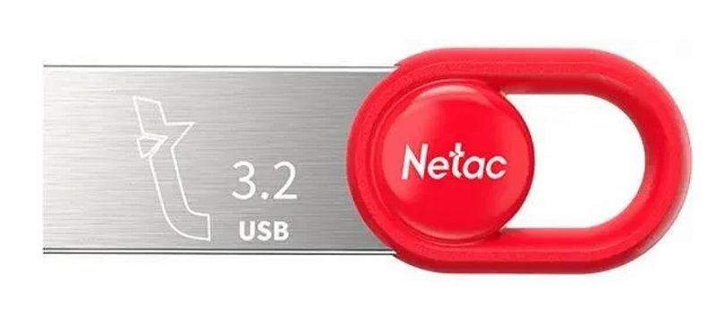 Фото-1 USB‑накопитель Netac UM2 64GB, фрагмент корпуса: серебристая металлическая пластина с маркировкой «3.2 USB», красное кольцо‑держатель с логотипом Netac. Для страницы товара важно показать крепёжное кольцо и маркировку интерфейса.