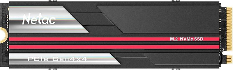 Фото-1 SSD Netac NV3000 M.2 2280 2 ТБ, вид сверху на модуль с радиатором; на фото чёрный радиатор с красными полосами, серебристые боковые элементы и контактный разъём M.2; изображение показывает внешний вид накопителя для карточки товара.