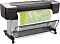 Фото-3 Широкоформатный плоттер HP DesignJet T1700, ракурс спереди слева: из устройства выходит отпечаток карты, видна сетчатая корзина-приёмник и стойка на колёсах; чёрно-серый корпус на белом фоне, чтобы оценить габариты стойки и путь вывода листа на странице товара.