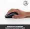 Фото-12 Мышь Logitech из комплекта MK270, демонстрация в руке: боковой профиль корпуса и положение пальцев, на изображении есть текстовые элементы, чёрный цвет, для понимания посадки в руке на странице товара.