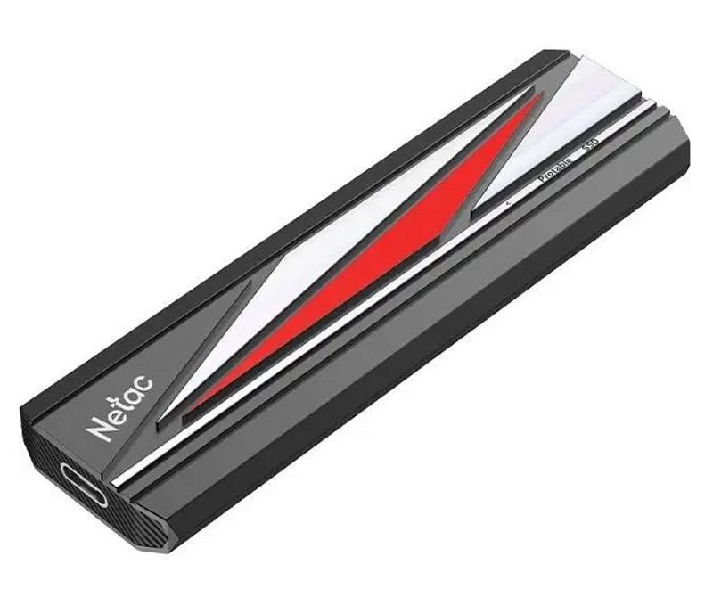 Фото-1 Внешний SSD Netac ZX20L 256GB, диагональный ракурс: компактный чёрный корпус с гранями, декоративные вставки белого и красного цвета, надпись Netac и маркировка «Portable SSD», на торце овальный разъём, белый фон — важно для узнаваемости модели и форм‑фактора на странице товара.