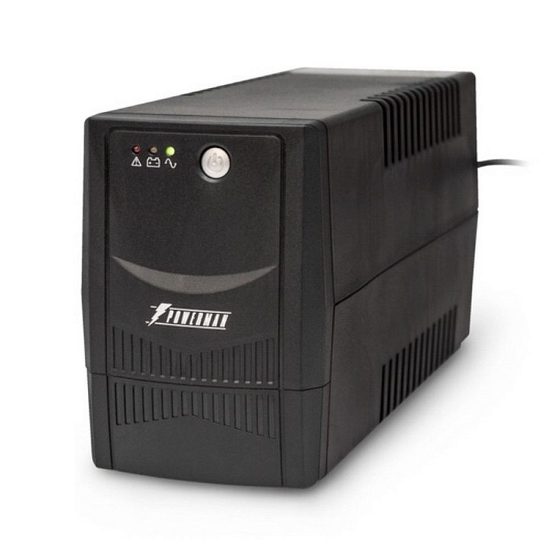 Фото-1 ИБП Powerman Back Pro 850 VA Tower, вид спереди справа; на передней панели видны три световых индикатора и круглая кнопка питания, по бокам — вертикальные вентиляционные прорези; чёрный пластиковый корпус, студийное фото, полезно для страницы как общий внешний вид устройства.