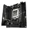 Фото-2 Материнская плата ASUS ROG Strix B650E‑I Gaming WiFi — вид под углом на плату; чёрная mini‑ITX, крупная накладка I/O с логотипом ROG, сокет AM5, два слота памяти и радиатор M.2 с маркировкой STRIX; важно для оценки компоновки в компактном корпусе.