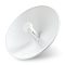 Фото-1 Радиомост/антенна Ubiquiti PowerBeam M5 400 (PBE-M5-400), вид спереди под углом: белая параболическая тарелка и центральный излучатель с полосой светодиодной индикации; важно для понимания конструкции направленной антенны на странице товара.