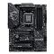 Фото-2 Материнская плата MSI X870E GAMING PLUS WIFI &mdash; вид сверху: чёрные радиаторы с диагональным рисунком и маркировкой, сокет AM5, четыре слота DIMM и усиленный PCIe‑слот; важно для понимания расположения зон охлаждения и слотов расширения.