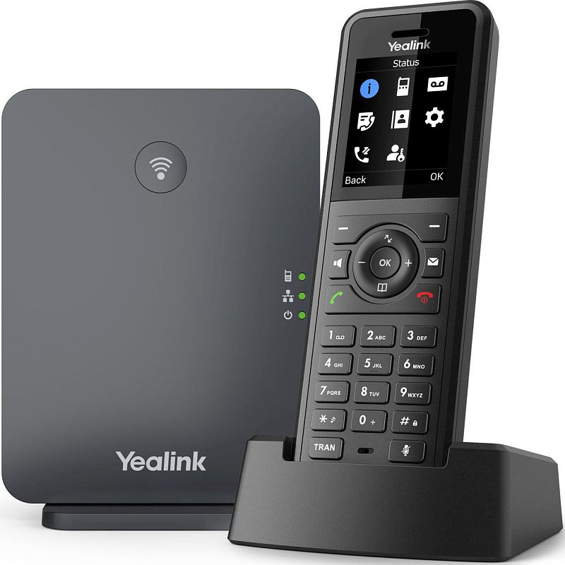 Фото-1 Комплект DECT Yealink W77P, база и трубка в зарядной док‑станции: на базе круглая кнопка с символом Wi‑Fi и три зелёных индикатора, на трубке цветной экран и клавиатура; тёмно‑серый на белом фоне для понимания комплектации.