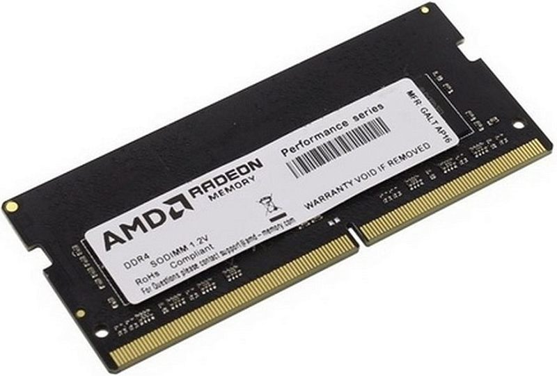 Фото-1 Модуль памяти AMD Radeon R9 Gamers Series R944G3206S1S-U 4GB DDR4 SO-DIMM, вид под углом со стороны наклейки. На фото компактная чёрная плата, белая этикетка с серией и золотистые контакты по нижнему краю. Фото показывает внешний вид ноутбучного модуля для страницы товара.