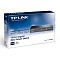 Фото-2 Коммутатор TP-Link TL-SG1016DE, упаковка товара. На фото показана фирменная сине-белая коробка TP-Link с изображением устройства и маркировкой модели TL-SG1016DE. Этот кадр важен для страницы товара, потому что показывает упаковку и идентификацию модели.