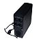 Фото-7 ИБП ACD PW Slim 850 VA Tower 82N C34003 00G, задняя панель крупным планом. Чётко видны четыре розетки, два разъёма защиты линии IN/OUT, вентиляционная решётка, кнопка автоматического предохранителя и подключённый кабель питания. Важно для страницы товара, где пользователь сравнивает типы выходов и служебные элементы.