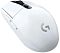 Фото-2 Беспроводная мышь Logitech G304 LIGHTSPEED, вид сверху слева под углом. Видны две боковые кнопки, чёрное колесо прокрутки, кнопка под колесом и белый корпус с логотипом G; изображение на белом фоне показывает посадку корпуса и боковые элементы управления товара.