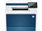 Фото-1 МФУ HP Color LaserJet Pro 4303fdw, вид спереди (крупный план); синяя фронтальная панель с логотипом HP и справа сенсорный экран на чёрной рамке, белая верхняя часть корпуса; студийное фото для показа фронтальной крышки и панели управления на странице товара.