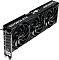 Фото-2 Видеокарта Palit GeForce RTX 5060 Ti Infinity 3, вид спереди-сбоку со стороны интерфейсной планки; видны три вентилятора, верхние надписи GeForce RTX и Infinity, чёрный корпус и монтажная планка с видеовыходами; изображение помогает оценить форму кожуха и толщину карты.
