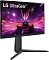 Фото-5 Монитор LG 24GS65F-B 23,8", ракурс 3/4 спереди ближе: логотип LG на нижней планке, текстура стойки, V-образные ножки подставки; белый фон; важно — показывает детали стойки и переднюю маркировку.