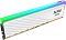 Фото-2 Комплект памяти ADATA XPG Lancer Blade AX5U6400C3216G-DTLABRWH, 2x16 ГБ DIMM DDR5 6400, вид одного модуля под углом. На фото белый радиатор с диагональными рёбрами, сверху полупрозрачная RGB-панель с зелёно-сине-фиолетовым градиентом, справа логотип XPG и надпись DDR5. Изображение показывает профиль радиатора и верхний светорассеиватель, что важно для карточки товара.