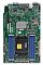 Фото-1 Серверная материнская плата Supermicro X13SEW‑F &mdash; вид сверху: зелёная PCB, сокет LGA4677 с защитной крышкой, два блока слотов памяти с синими защёлками, крупный алюминиевый радиатор по центру и разъёмы питания по краю; важно для понимания компоновки серверной системы.