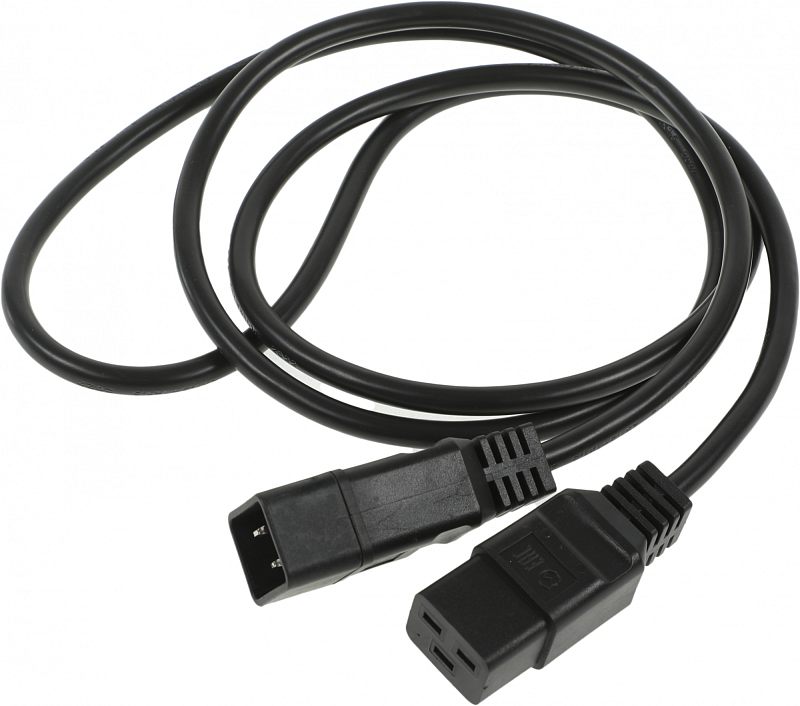 Фото-1 Кабель питания Rem R-16-Cord-C19-C20-1,8, крупный план: разъёмы IEC 60320 C19 (розетка) и IEC 60320 C20 (вилка) на чёрном кабеле; видны прямоугольные контакты и ребристые разгрузки; важно для проверки типа разъёмов на странице товара.