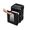 Фото-5 Уничтожитель бумаги Fellowes 92Cs, корзина выдвинута: рука вытаскивает контейнер с прозрачным окном, внутри видны бумажные полосы, чёрный корпус; показывает доступ к контейнеру для очистки.