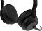 Фото-8 Наушники Jabra Evolve2 55 Link380c MS Stereo, крупный план чашек с частично поднятой штангой микрофона; видны индикаторная зона на корпусе, мягкие амбушюры и откидной микрофонный рычаг, чёрный цвет. Подходит для карточки товара и показывает профиль чашек и механизм микрофона.