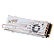 Фото-3 SSD XPG MARS 980 PRO 1 ТБ M.2 2280 PCIe 5.0 NVMe, вид сверху под углом; показан длинный белый радиатор с золотистыми линиями, боковыми винтами и видимой крыльчаткой вентилятора под прорезями; фото важно для карточки товара, потому что показывает профиль охлаждаемого модуля M.2 2280.