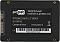 Фото-5 SSD PC PET PCPS256G2 256GB 2.5, боковой ракурс; видны лицевая часть корпуса, правый торец и тонкий профиль накопителя, чёрный корпус без дополнительных элементов; светлый фон, изображение важно для темы страницы как показ толщины устройства.
